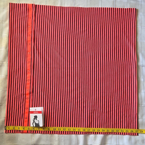 Lululemon Coral & Navy Vinyasa Scarf - Picture 11 of 12